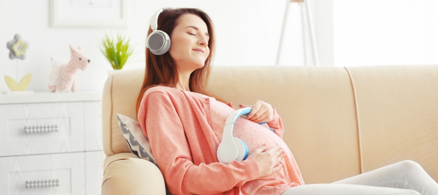 Benarkah Musik Klasik Memberi Dampak Positif ke Bayi Sejak dalam Kandungan?